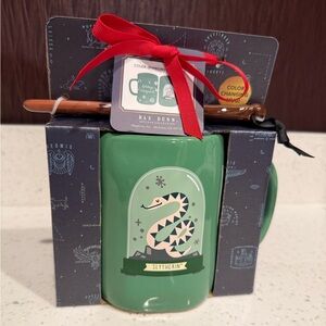 HTF Rae Dunn x Harry Potter Slytherin Holiday Colour Changing Mug with Wand NWT